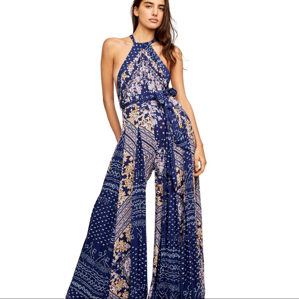 🎉HP🎉 Free People Shangri-La Scarf Print Halter Neck Jumpsuit